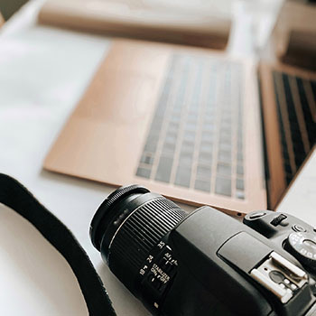 利物浦胜亚特兰大，萨拉赫梅开二度领衔攻势