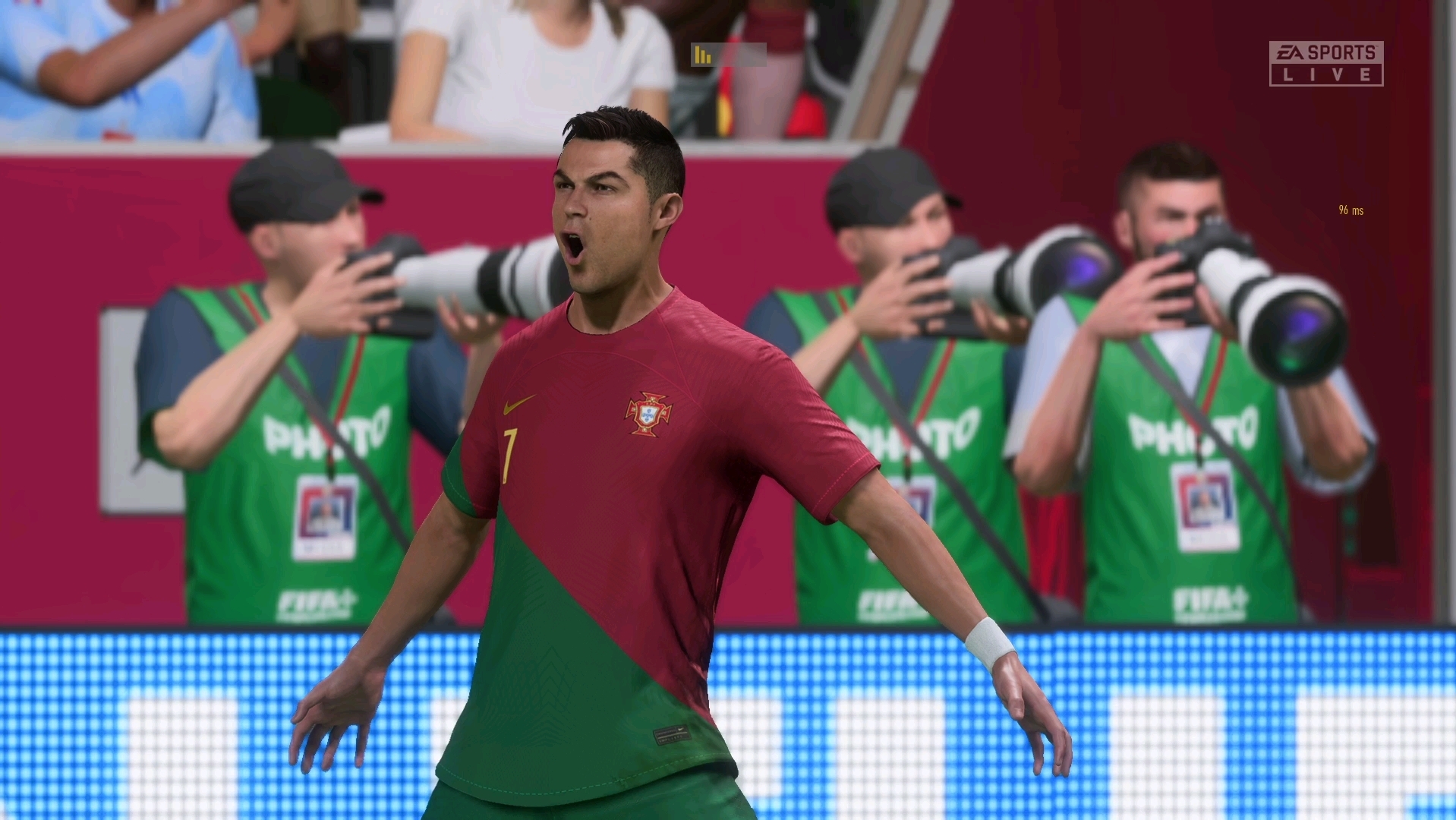 包含葡萄牙-捷克，C罗帽子戏法助球队取胜的词条