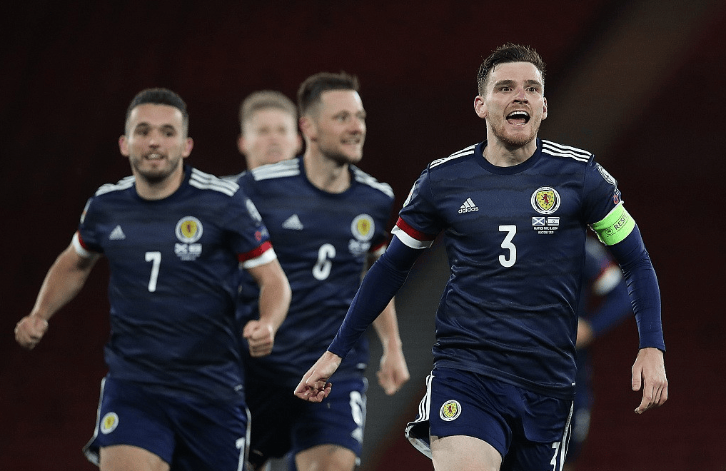 意大利大胜苏格兰，晋级欧锦赛半决赛