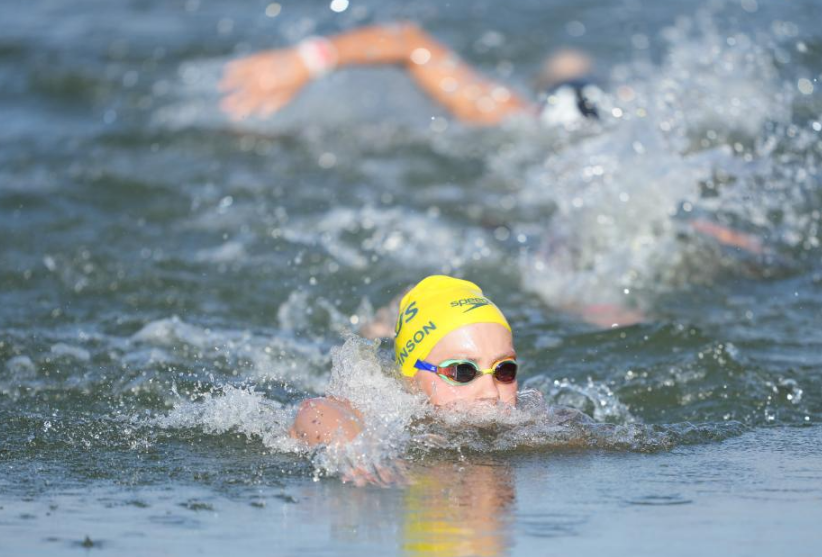 包含瑞典游泳选手再度崭露头角，可期的词条