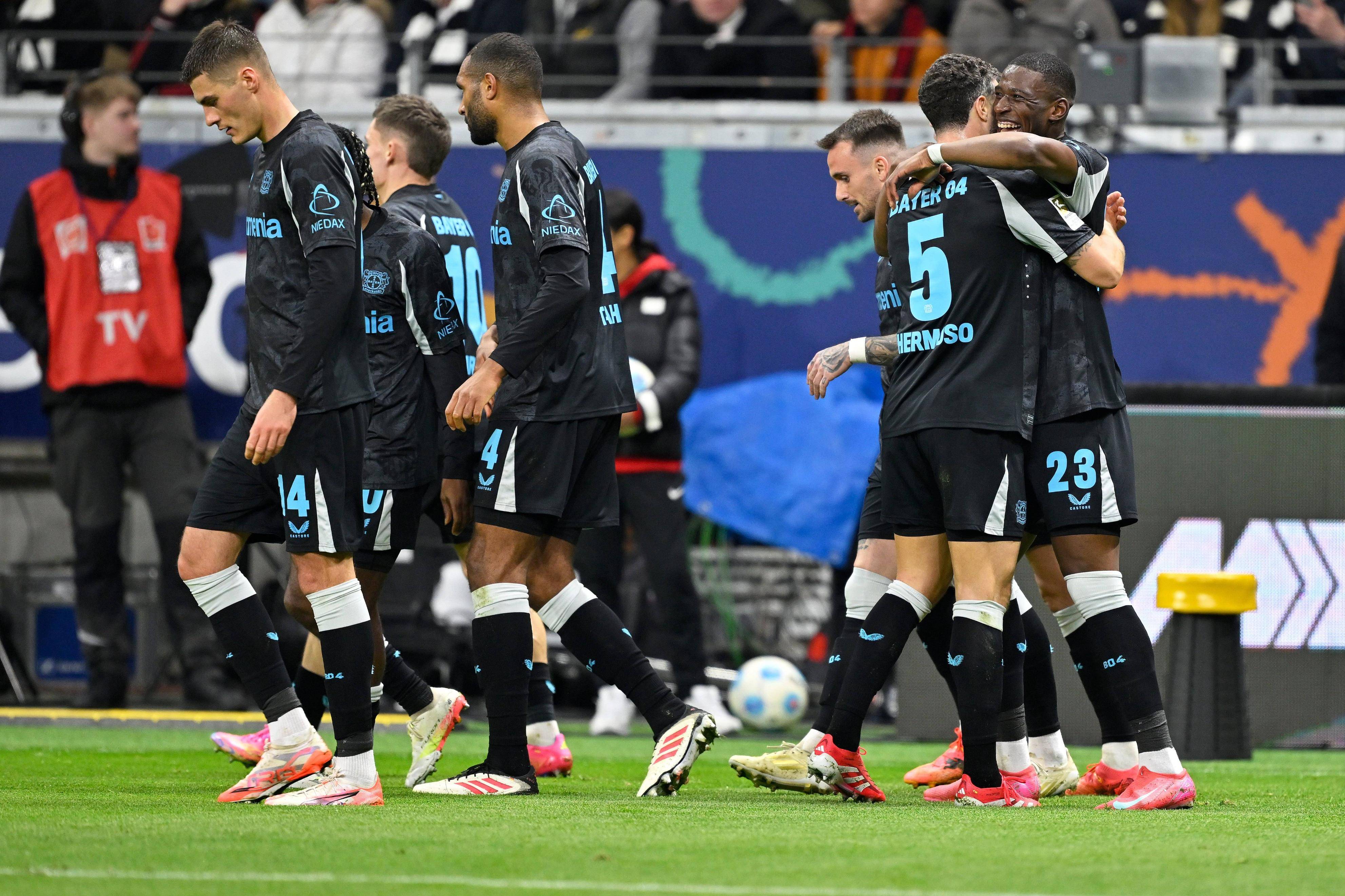 开云体育网页版登录入口-莱比锡历史性胜利，英超强队告别欧冠