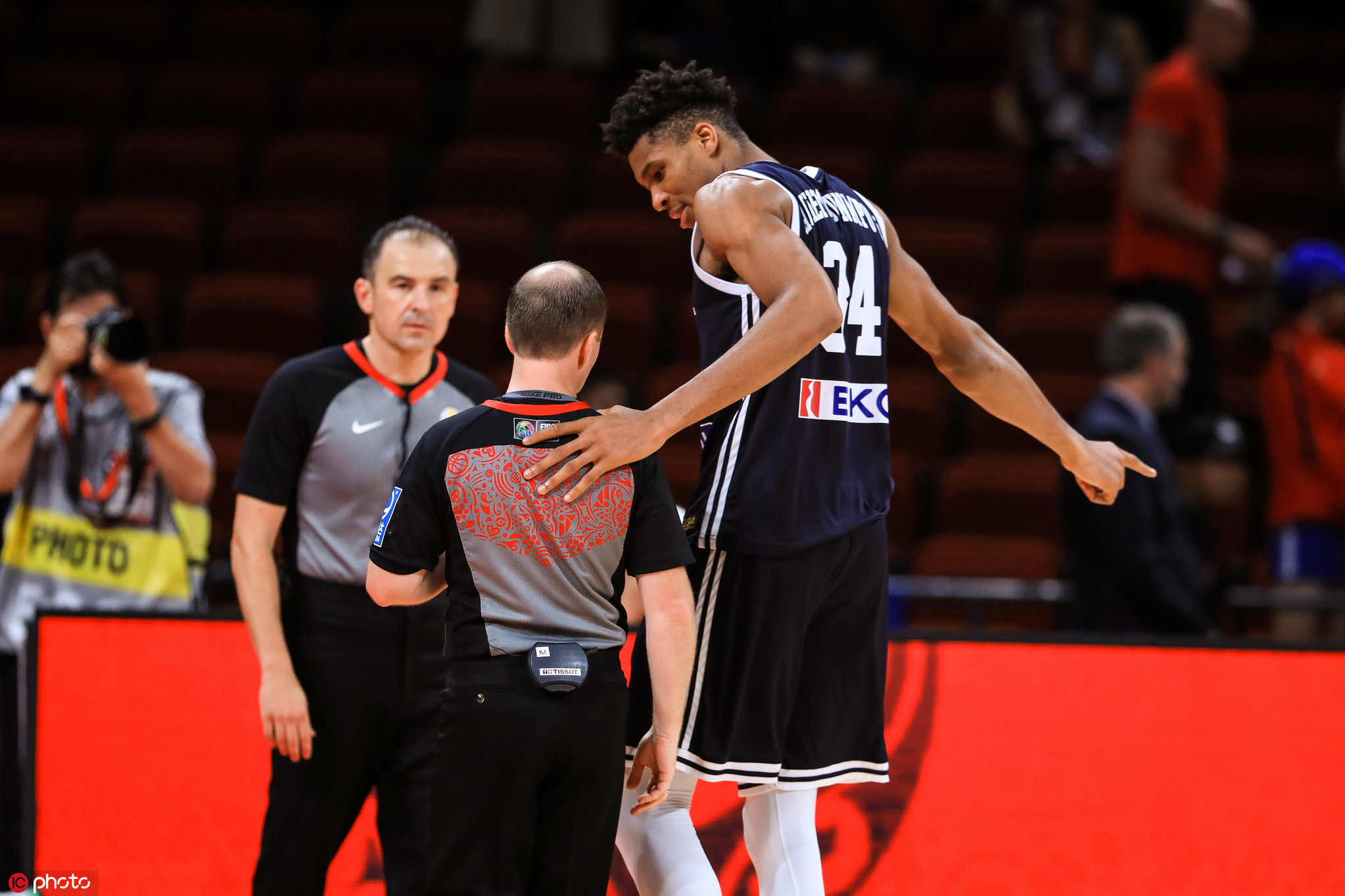 土耳其势不可挡，横扫希腊步入欧预赛八强