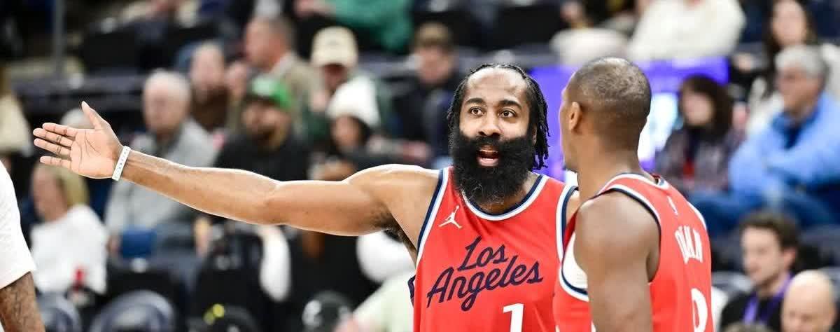 方位球成奇兵，球队险胜对手的简单介绍