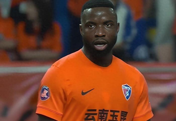 开云体育app下载-关于索内斯后防线表现不佳，球队卫冕可能性渐渐疲软的信息