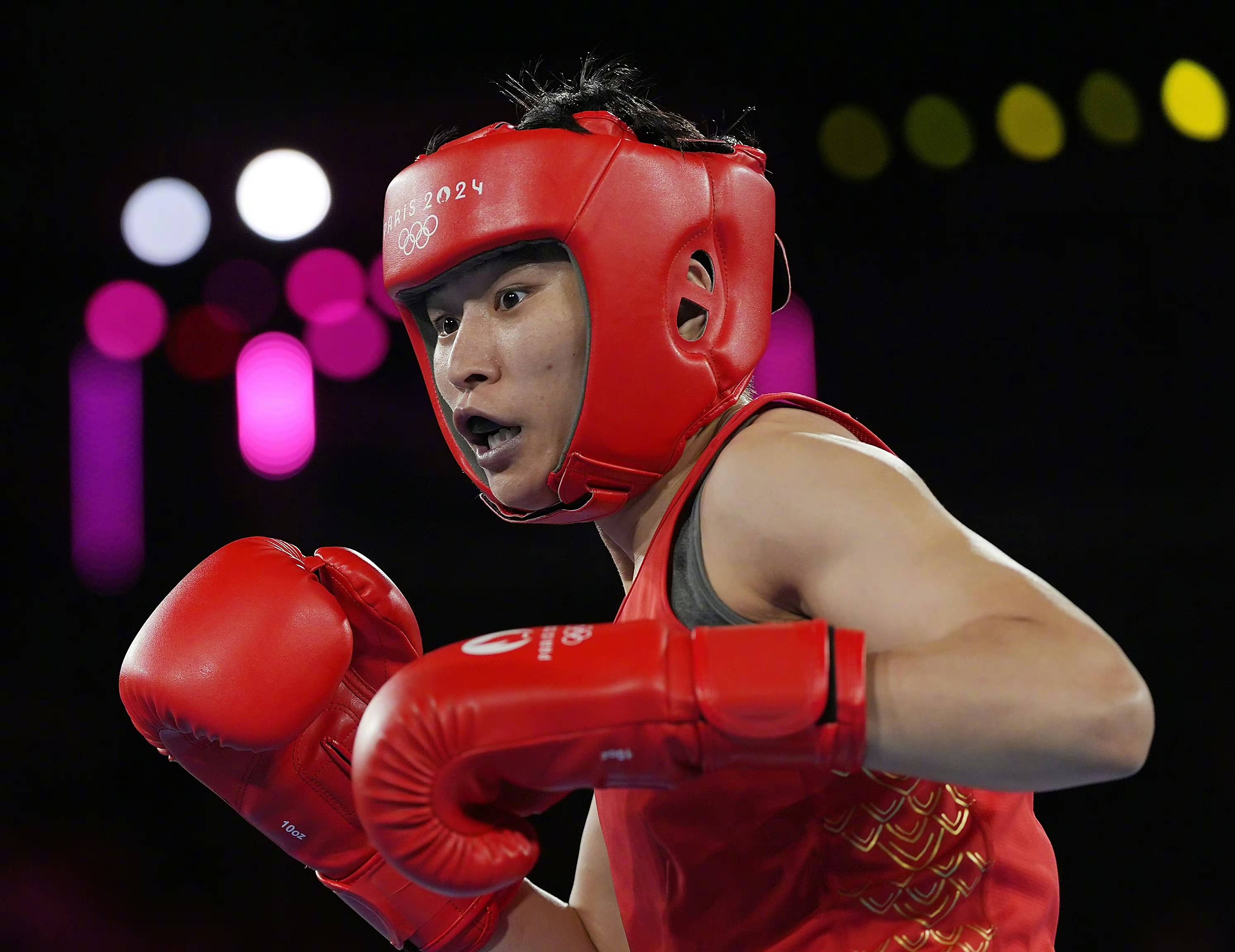 包含沙特阿拉伯拳击选手斩获奖牌！勇气可嘉的词条