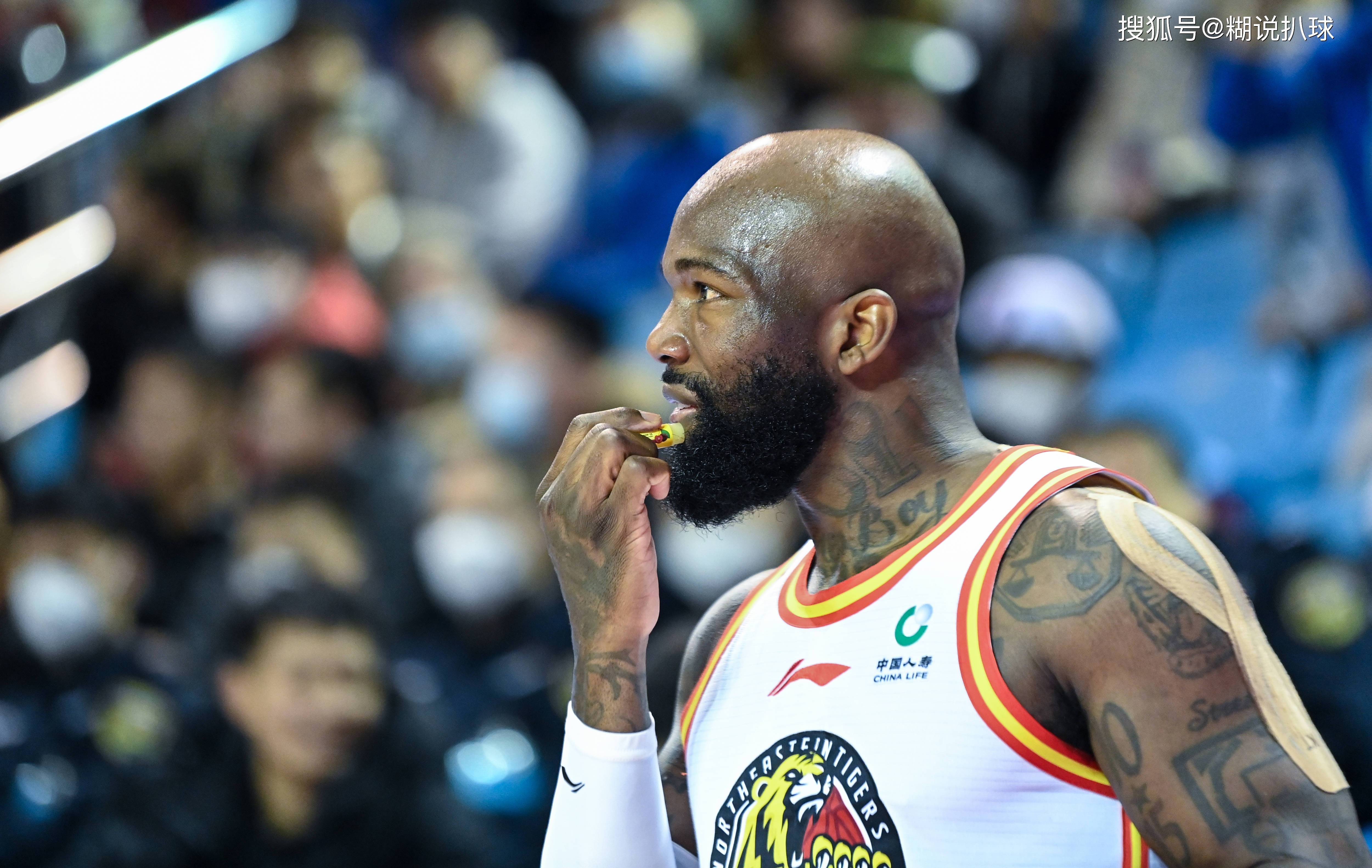 福建队迎战四川队，胜者将占上风