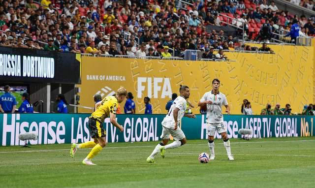 开云体育平台-多特蒙德迎战对手，全力冲刺胜利