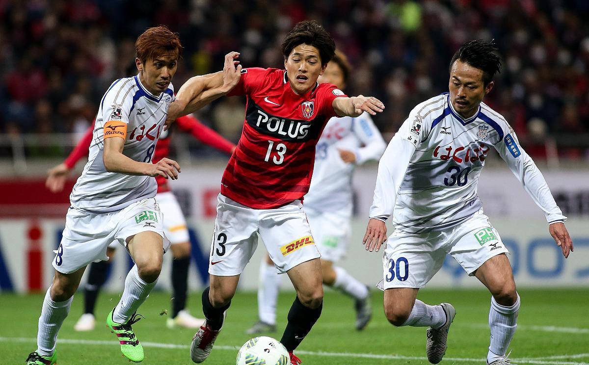 鹿岛鹿角战胜对手，小组头名稳固的简单介绍