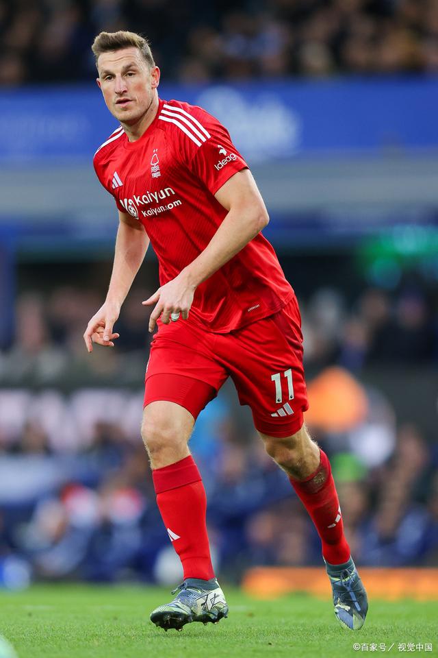 关于利物浦传奇:英超夺冠关键在于保持稳定表现的信息