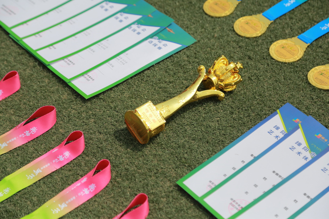 比赛胜利的关键因素是队员持之以恒的训练