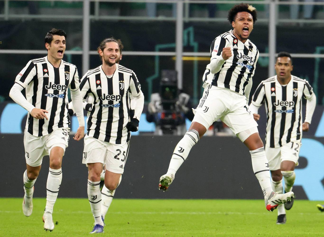 开云体育官方登录入口-尤文图斯客场大胜法甲对手跻身前四的简单介绍