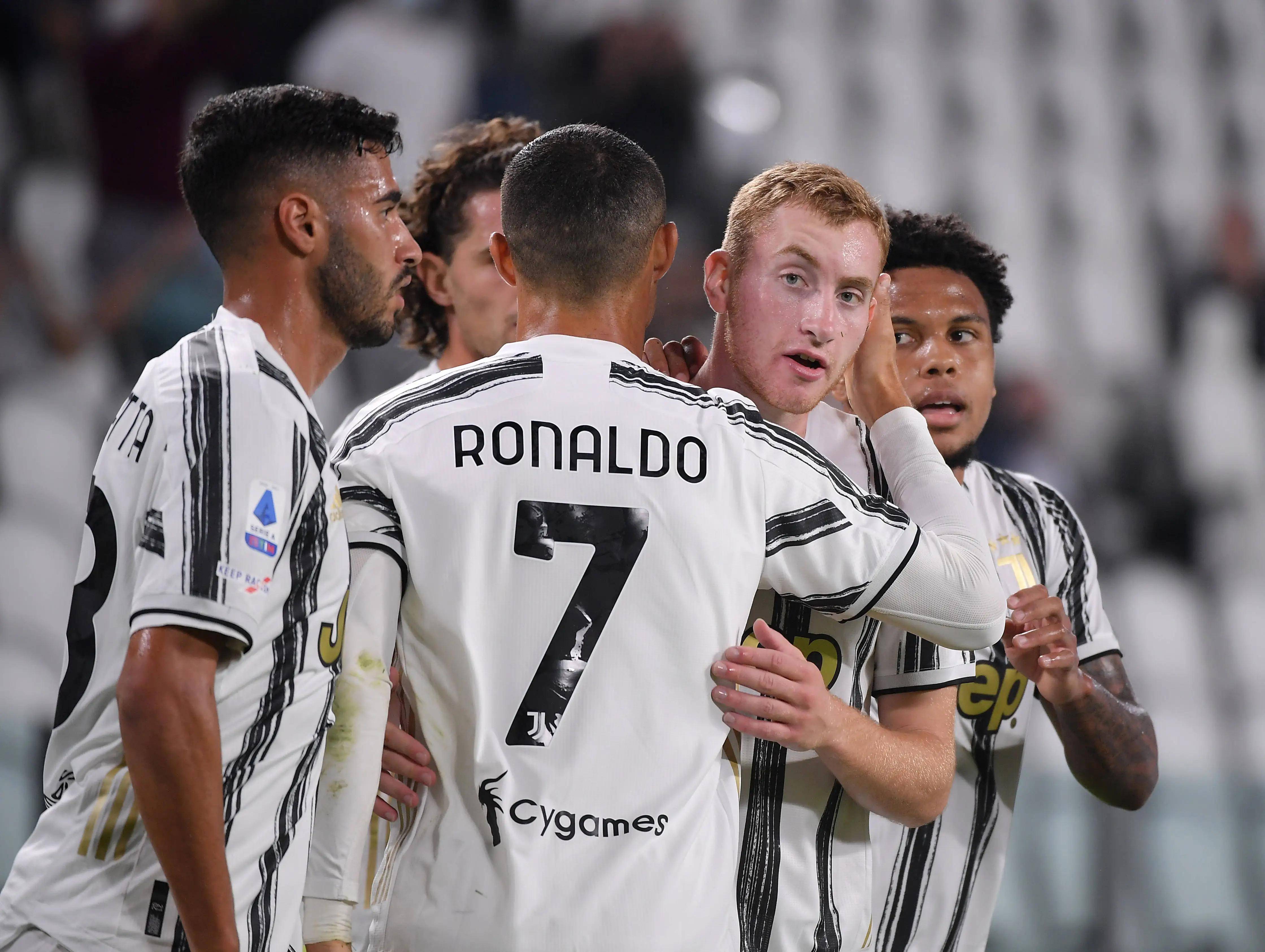 关于埃因霍温收到禁令，欧冠未来蒙上疑团的信息